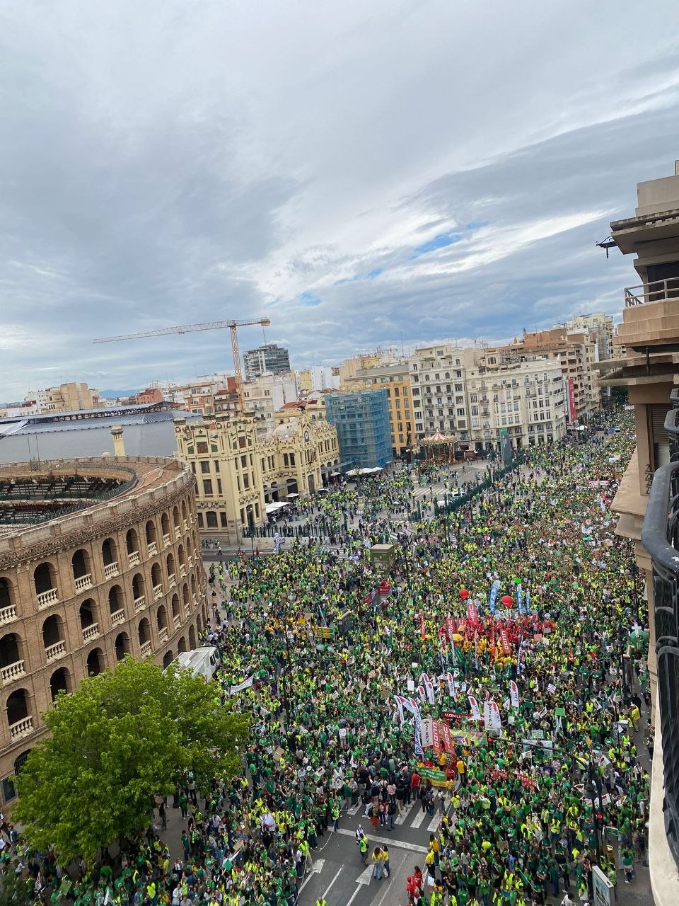 Tras un mes de huelga indefinida en la educación valenciana. Acaba un capítulo, pero la lucha continúa.